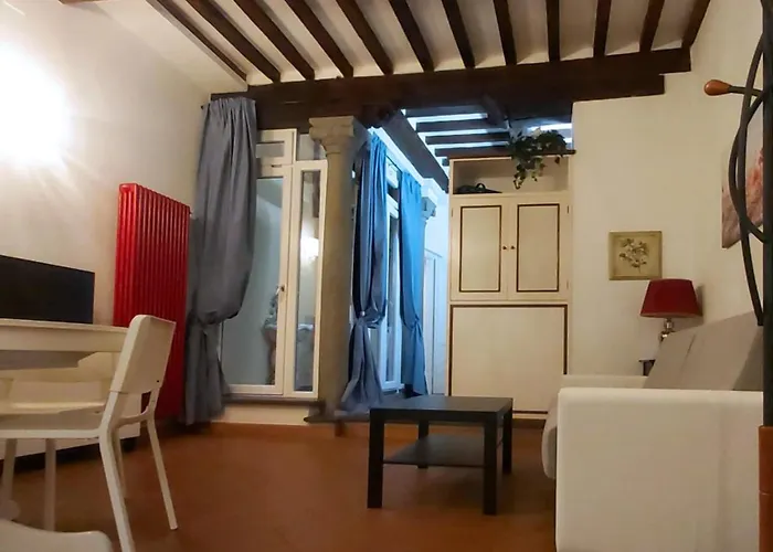 Borgo Allegri Apartment