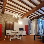 Borgo Allegri Apartment